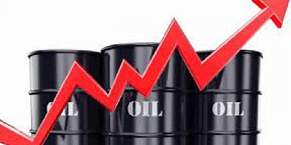 النفط عند أعلى مستوى منذ تشرين الثاني الماضي