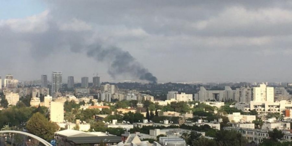  حريق كبير في قاعدة لجيش الاحتلال في تل ابيب