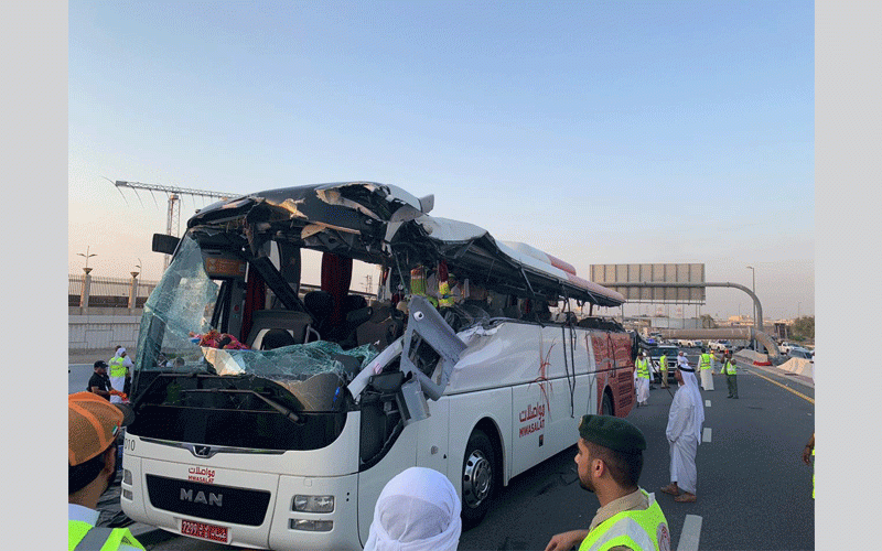 دبي: حادث مروري يتسبب بمقتل 17 شخصاً وإصابة آخرين