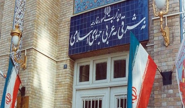 إيران تتوعد بالرد على أي تهديد أمريكي
