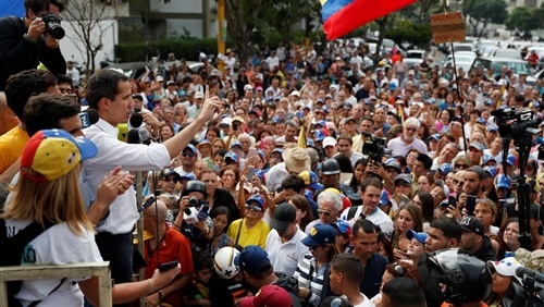 الحكومة والمعارضة في فنزويلا تستأنفان المفاوضات