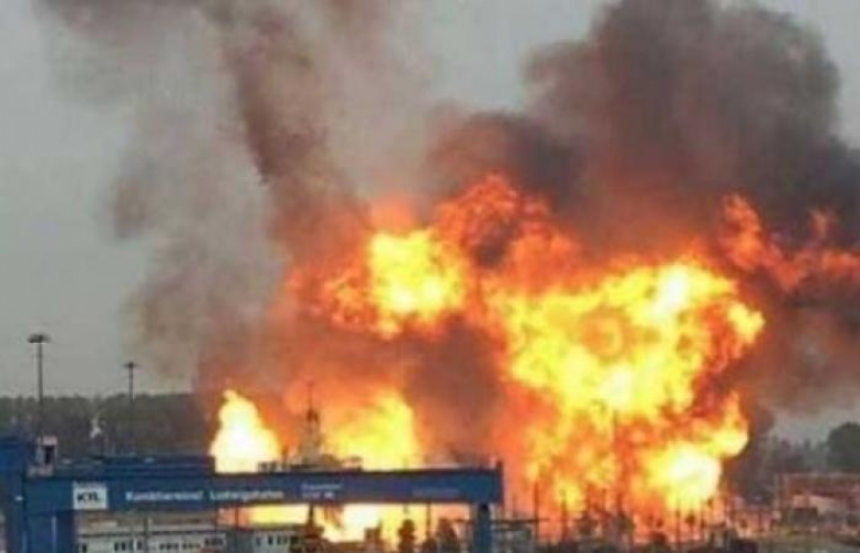 انفجار في أكبر مصنع للغاز المسال بوهران غربي الجزائر