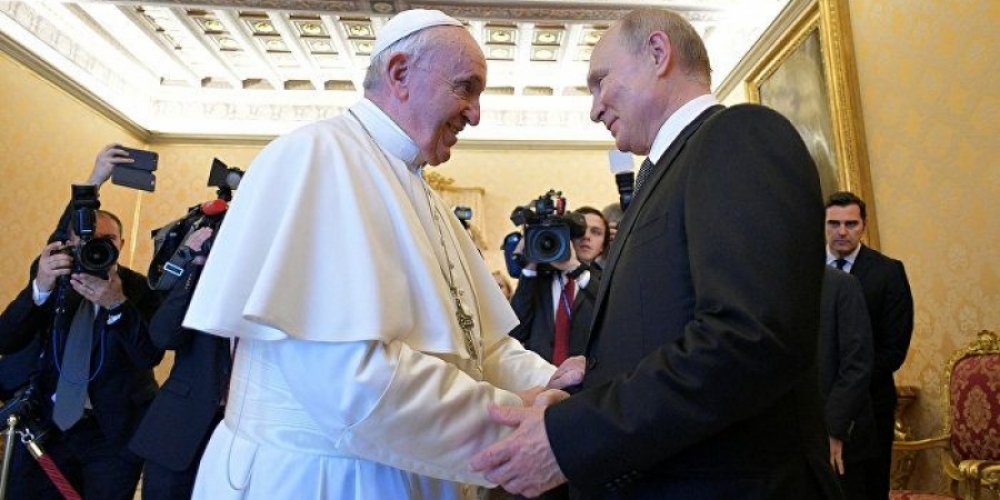تعرف على هدية بوتين الفريدة لبابا الفاتيكان!