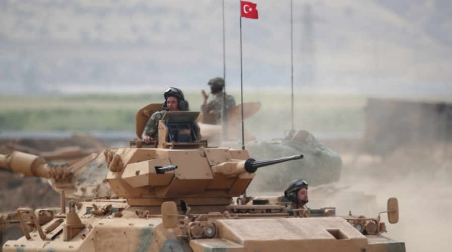 تعزيزات عسكرية تركية جديدة تصل الحدود مع سوريا