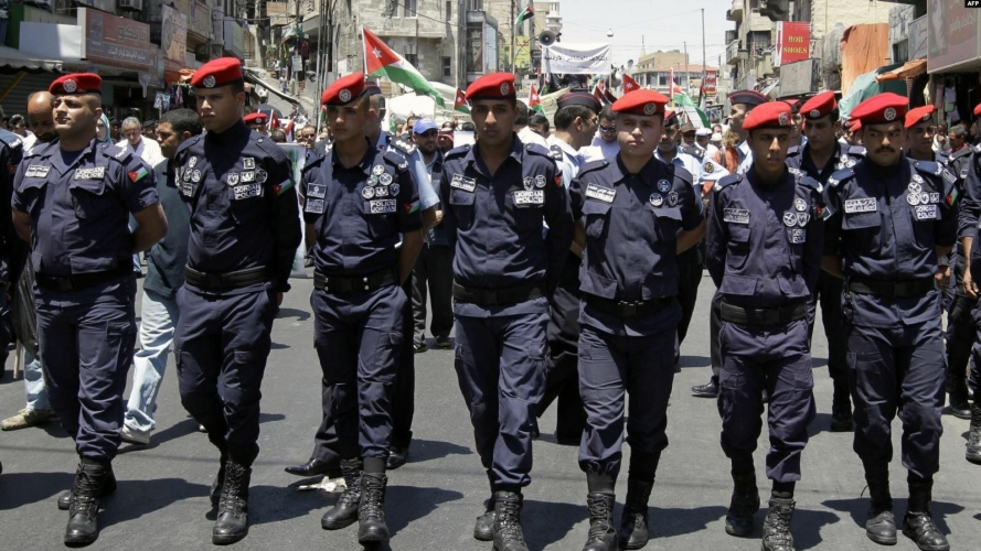 إجراءات أمنية مشددة وسط العاصمة الأردنية تحسبا لاحتجاجات المعلمين