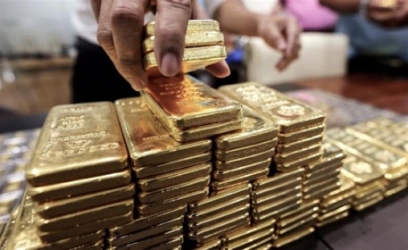 انحسار التوترات التجارية بين أمريكا والصين يخفض أسعار الذهب
