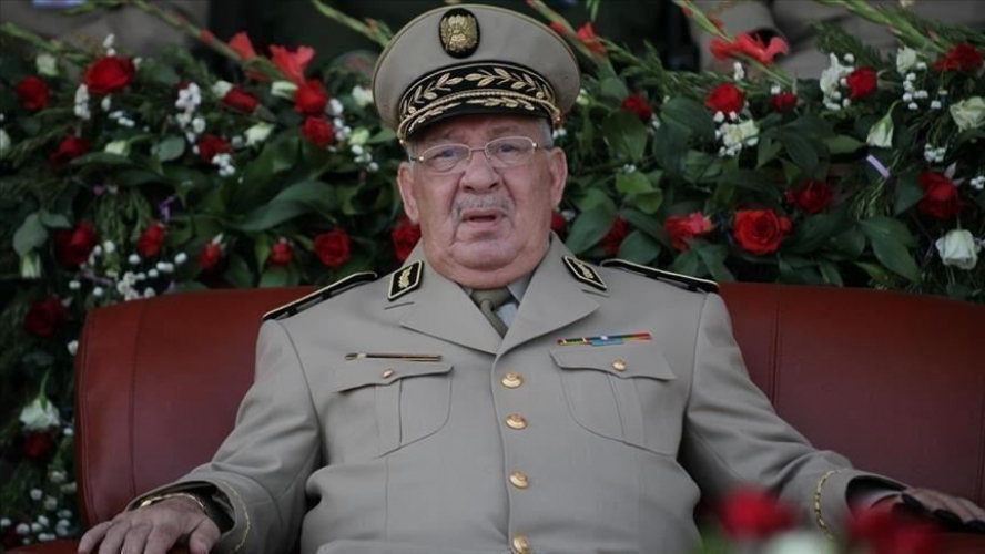 قائد الأركان الجزائري: لا طموحات سياسية لقيادة الجيش   