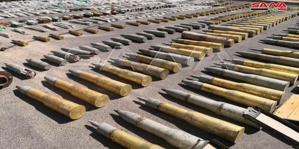 كميات كبيرة من الأسلحة والذخيرة بعضها إسرائيلي الصنع من مخلفات الإرهابيين في المنطقة الجنوبية