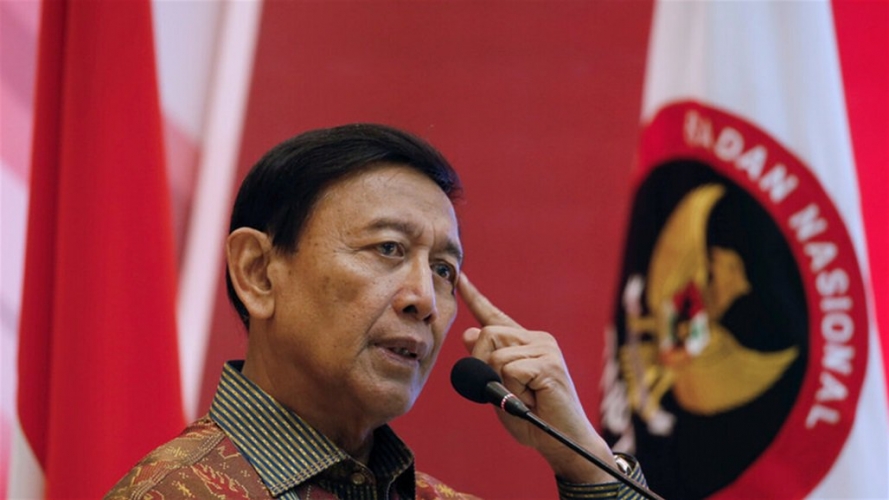  إصابة وزير الأمن الإندونيسي في عملية طعن في الظهر