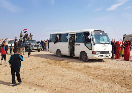 وسط استقبال الأهالي… وحدات الجيش تنتشر في 11 قرية جديدة على محور طريق الحسكة حلب   