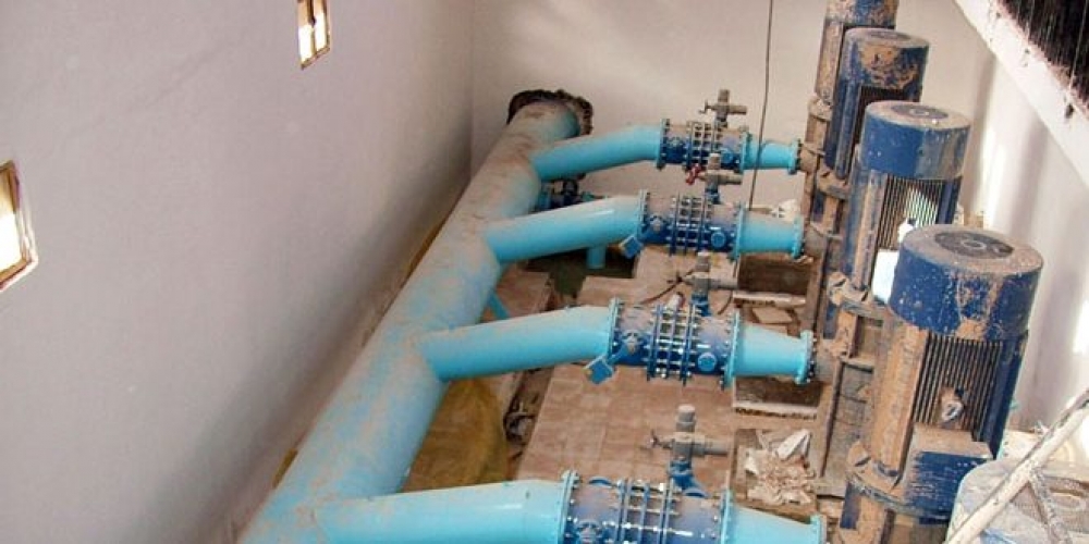 شركة كهرباء الحسكة تنجز أعمال إصلاح خطوط الكهرباء المغذية لمحطة مياه آبار علوك   