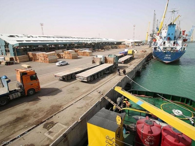 قوات الأمن العراقية تعيد فتح ميناء أم قصر بعد تفريق محتجين