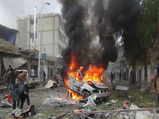  إصابة 8 أشخاص بانفجار سيارة مفخخة وسط مدينة عفرين بريف حلب الشمالي