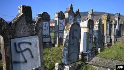 تخريب مقبرة يهودية في فرنسا