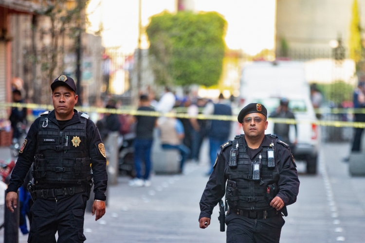 مقتل 4 وإصابة 2 آخرين في إطلاق نار بالقرب من القصر الرئاسي بالمكسيك