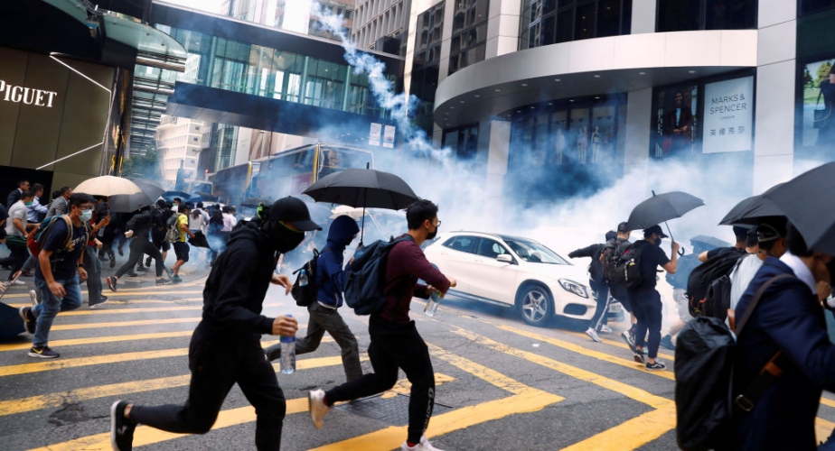 هونغ كونغ تتجه لتعديل وزاري بعد 6 أشهر من المظاهرات