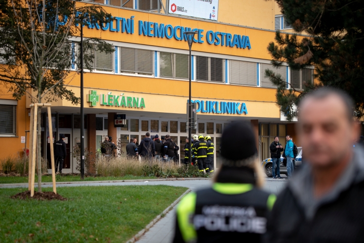 مقتل 4 أشخاص بإطلاق نار في أحد مستشفيات مدينة أوسترافا التشيكية