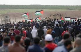  اصابات بين الفلسطينيين باعتداء العدو الاسرائيلي على مسيرات العودة شرق غزة