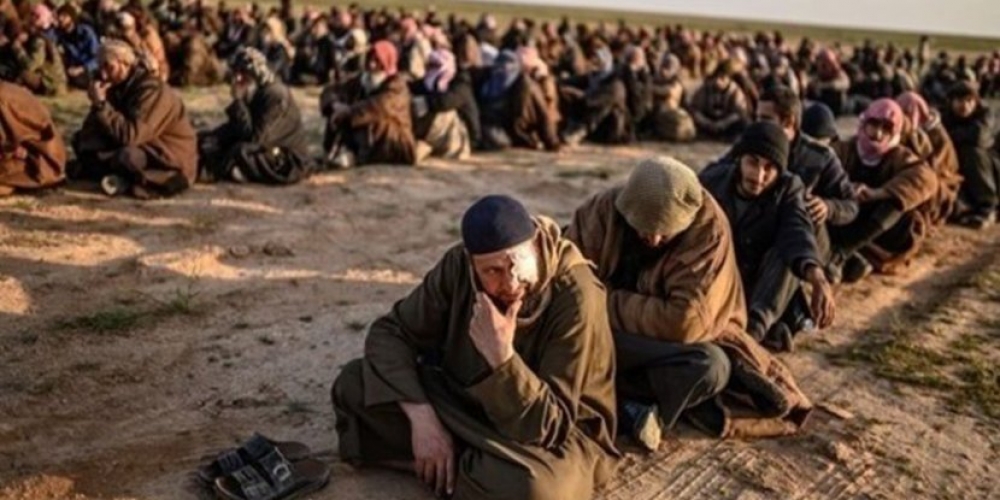 البوسنة تعيد 25 شخصاً من إرهابيي داعش وعائلاتهم من سوريا