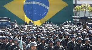 الجيش البرازيلي يعزز قواته على الحدود مع فنزويلا