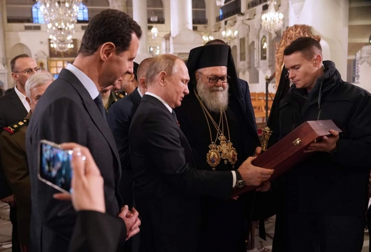 بوتين يقدم هديتين للجامع الأموي و الكاتدرائية المريمية في دمشق - صور