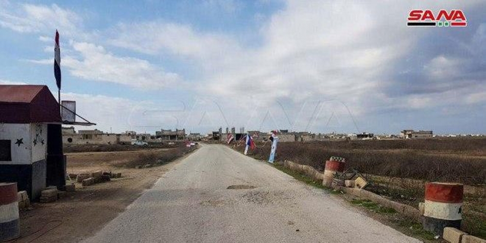 الإرهابيون يمنعون الأهالي من الوصول إلى ممر أبو الضهور بريف إدلب الجنوبي   