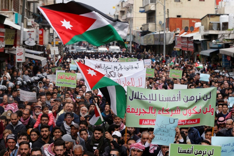 مجلس النواب الأردني يصوت على قانون حظر استيراد غاز الاحتلال   