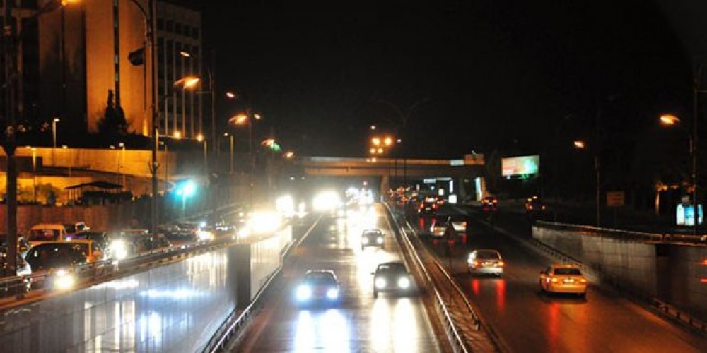 إنارة شوارع مدينة دمشق بأجهزة موفرة للطاقة