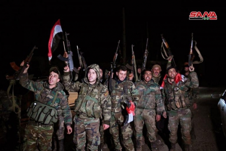 بالصور .. التقاء وحدات الجيش المتقدمة من ريف حلب مع الوحدات المتقدمة من ريف إدلب   