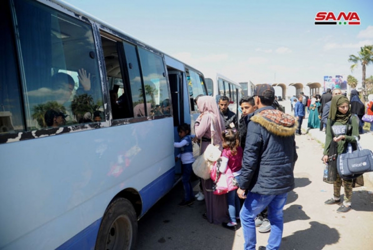 عودة أكثر من 800 مهجر إلى سورية خلال الــ 24 ساعة الأخيرة