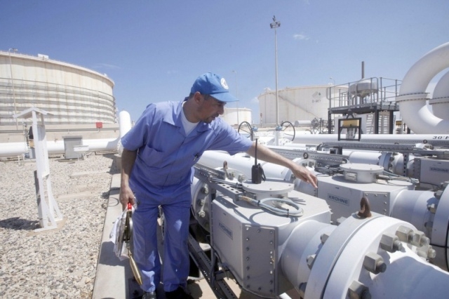 أزمة مالية وعجز في الميزانية بسبب إغلاق المنشآت النفطية في ليبيا