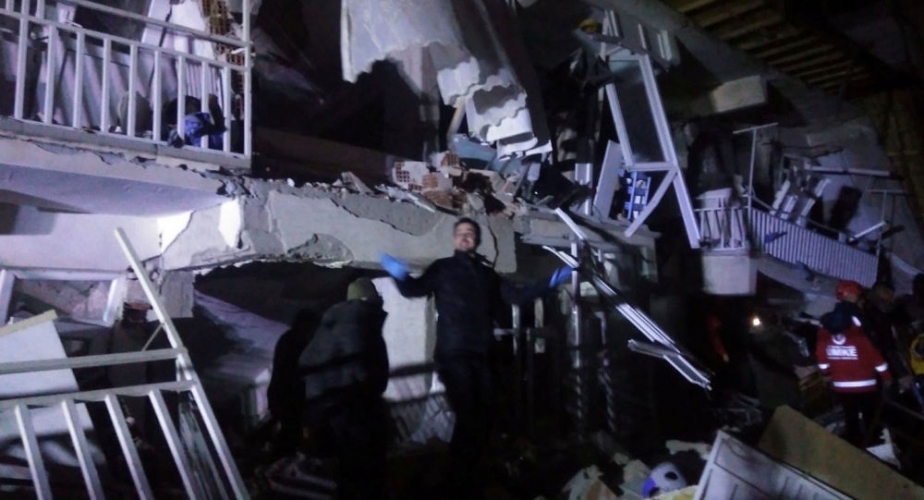 تركيا: مصرع 7 أشخاص وإصابة 5 آخرين إثر زلزال ضرب الحدود مع ايران 