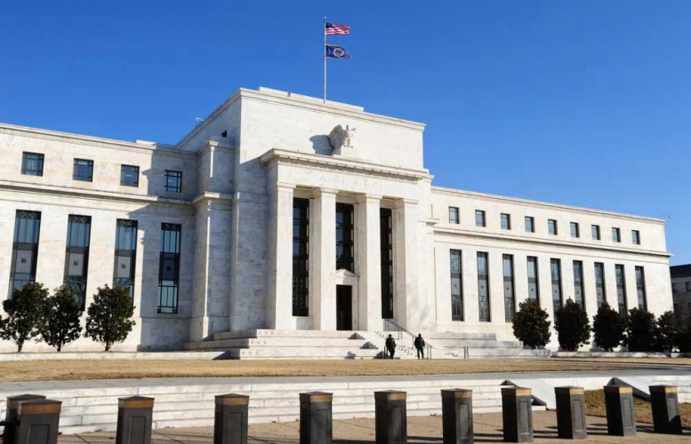 البنك المركزي الأمريكي يتخذ إجراء مفاجئا بسبب 