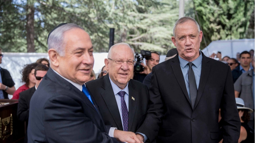 رئيس الاحتلال الإسرائيلي يكلف غانتس بتشكيل الحكومة المقبلة