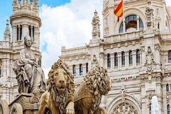 إسبانيا تغلق جميع فنادق البلاد بسبب كورونا