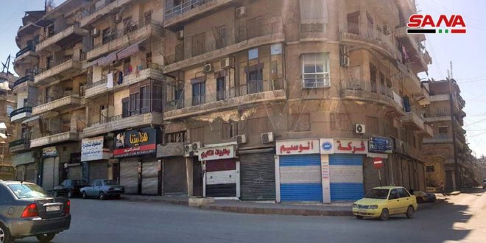 حلب.. إلزام سائقي السيارات وعمال المرافق الخدمية بارتداء الكمامات والقفازات اعتباراً من يوم غد   