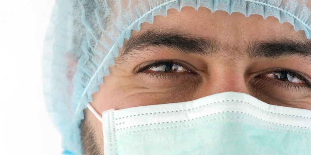 ألمانيا تدرس تعيين أطبّاء سوريين، بسبب النقص في الطاقم الطبي لديها