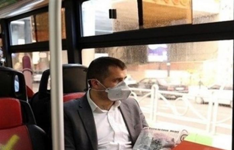 طهران تلزم المواطنين بارتداء الكمامات في وسائل النقل العام