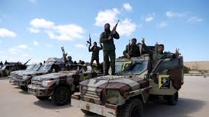 الجيش الليبي يعلن وقف إطلاق النار وتحريك قواته بجميع محاور طرابلس