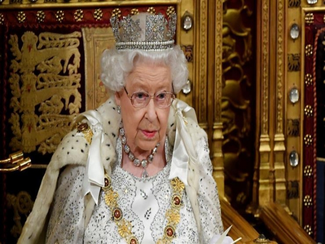 كم تبلغ ثروة الملكة إليزابيث لهذا العام..!؟
