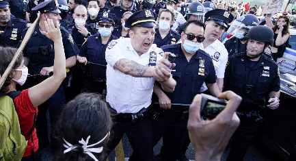 الشرطة الأمريكية تعتقل نحو 1400 شخص منذ بدء الاحتجاجات