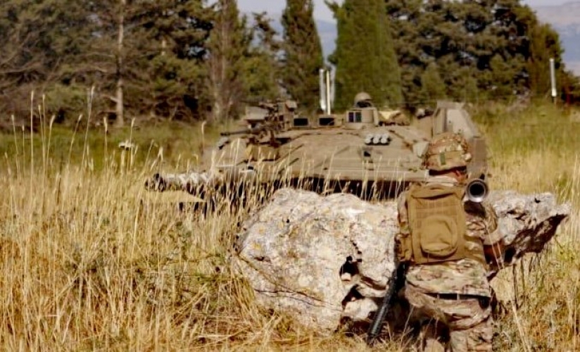 دبابات وجنود العدو الإسرائيلي ينتهكون الحدود اللبنانية