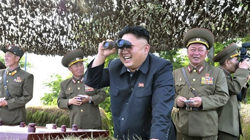 كوريا الشمالية تواصل إرسال تعزيزات إلى الحدود مع جارتها الجنوبية