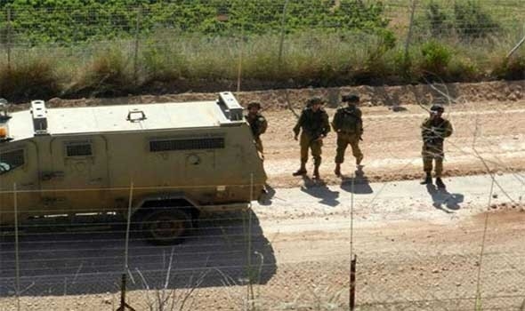 الاحتلال يمشط طريقاً عسكرياً بمحاذاة الحدود مع لبنان
