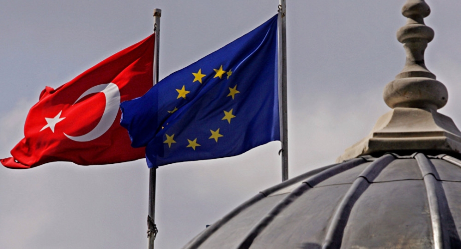 الاتحاد الأوروبي يفرض قيود اقتصادية على تركيا