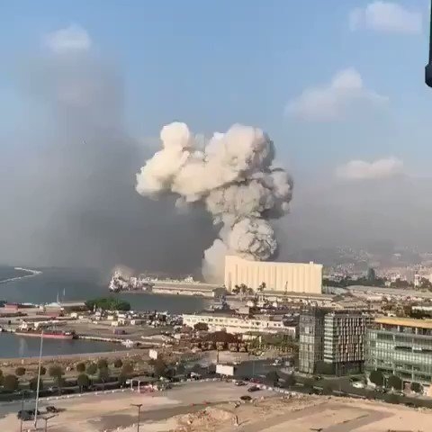 دوي انفجار كبير في العاصمة اللبنانية بيروت