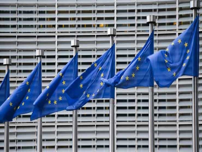المفوضية الأوروبية تُبدي امتعاضها حيال مقاطعة البضائع الفرنسية