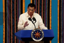 دوتيرتي لواشنطن: بدون لقاح لكورونا لا بقاء لقواتكم في الفلبين
