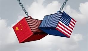 معركة ترامب الإقتصادية ضد الصين تسببت بخسارة مئات الآلاف من الوظائف في الولايات المتحدة