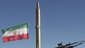 إيران تكشف عن أسلحة حديثة